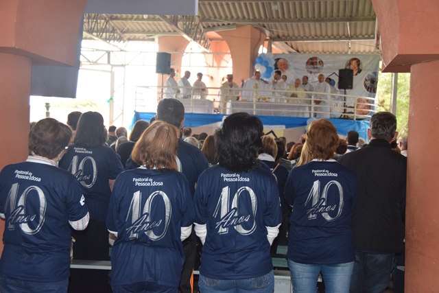 10 anos3.jpg - 166,27 kB