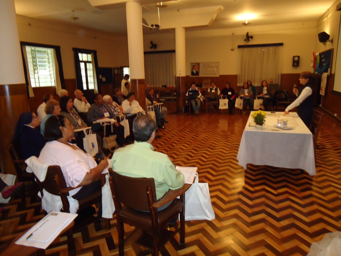 assembleia.jpg - 165,54 kB